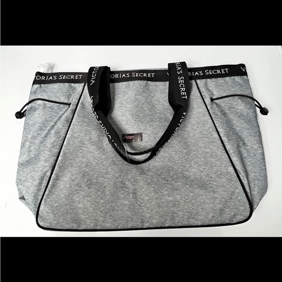 NWT Victoria’s Secret Sport Cinch Tote - Picture 1 of 10